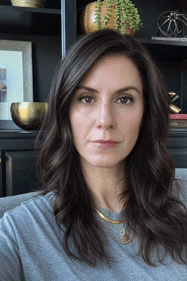 Erika Hanafin Austria, founder of MOMumental Moments® and The PHASE™
